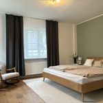 Rent 7 bedroom apartment of 250 m² in Kleinmachnow