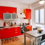 Rent 4 bedroom house of 140 m² in Villasanta