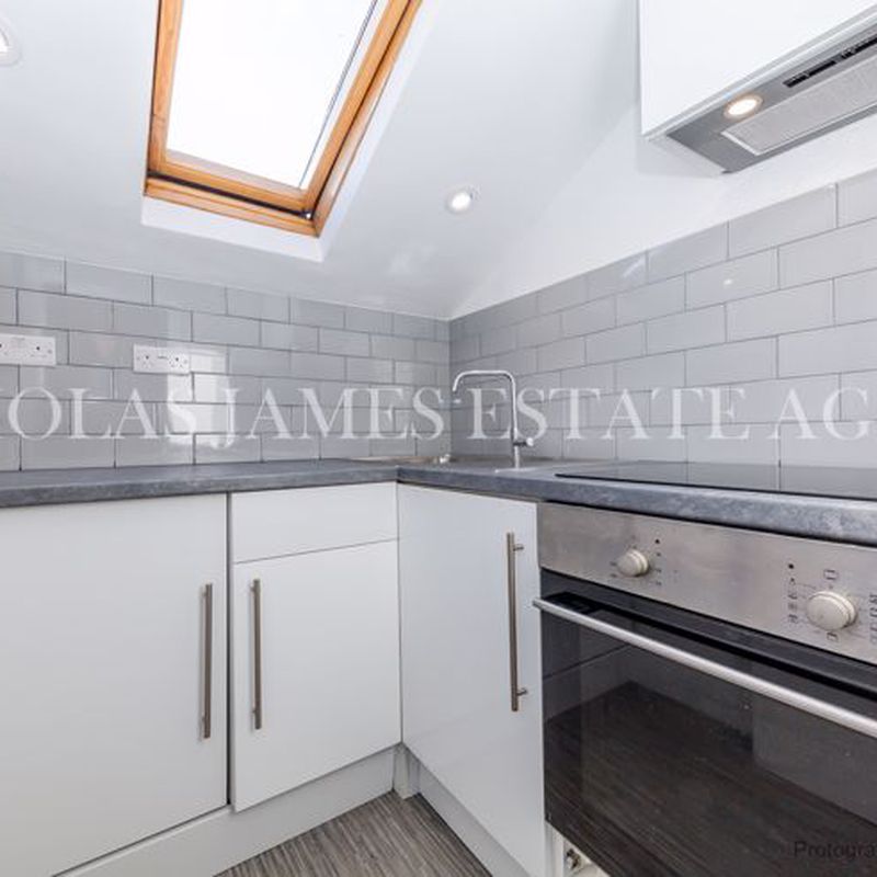 Apartment In Lascotts Road, Wood Green, London N22 Bowes Park