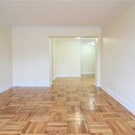 Rent 2 bedroom apartment of 1000 m² in Yonkers