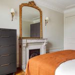 Rent 2 bedroom apartment of 94 m² in Paris
