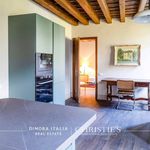 Rent 5 bedroom apartment of 190 m² in Treviso