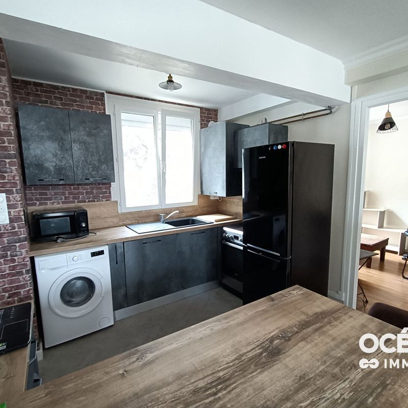 Brest -Appartement  4 pièces meublé avec garage- 57.92 m²,