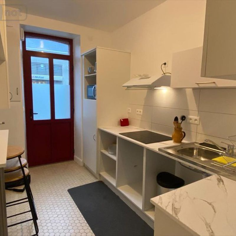 Location Appartement Évron 53600 Mayenne - 1 pièce  14 m2  à 440 euros
