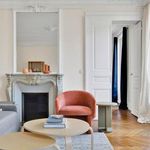Rent 2 bedroom apartment of 101 m² in Provence-Opéra – Grands Boulevards