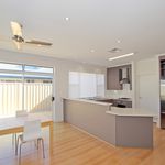 Rent 4 bedroom house of 504 m² in Adelaide