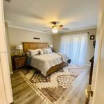 Rent 2 bedroom apartment of 1080 m² in Naples