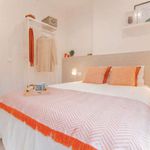 Rent 2 bedroom apartment of 65 m² in Madrid