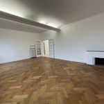 Rent 5 bedroom apartment of 135 m² in METZ