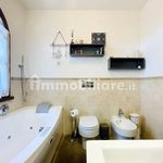 Rent 5 bedroom house of 240 m² in Seravezza