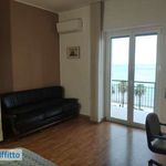 Affitto 2 camera appartamento di 86 m² in Catanzaro