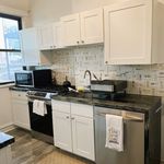 Rent 4 bedroom apartment of 1500 m² in Chicago