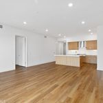 Rent 3 bedroom house of 172 m² in Irvine