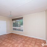 Rent 3 bedroom house of 86289 m² in Geraldton