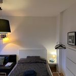 Rent 1 bedroom apartment of 32 m² in Berlin