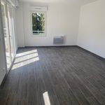 Rent 3 bedroom apartment of 56 m² in Saint-Savournin