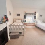 Rent 5 bedroom apartment in South East England