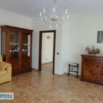Rent 2 bedroom apartment of 100 m² in Ragusa