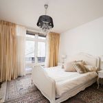 Miete 5 Schlafzimmer haus in Genève