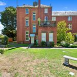 Rent 2 bedroom apartment in Ballarat