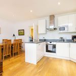 Rent 2 bedroom apartment in Crouch-end