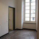 Affitto 5 camera appartamento in Genova