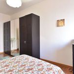 Rent a room of 70 m² in Roma