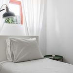 Rent 3 bedroom house of 200 m² in Carvoeira