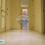 Rent 4 bedroom apartment of 160 m² in Bari