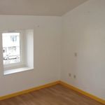 Rent 2 bedroom apartment of 33 m² in Clermont-Ferrand