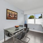 Rent 1 bedroom apartment in Hollywood
