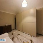Affitto 3 camera appartamento di 95 m² in Turin