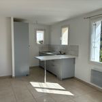 Rent 3 bedroom apartment of 45 m² in Carqueiranne