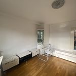 Rent 3 bedroom apartment of 43 m² in Pantin