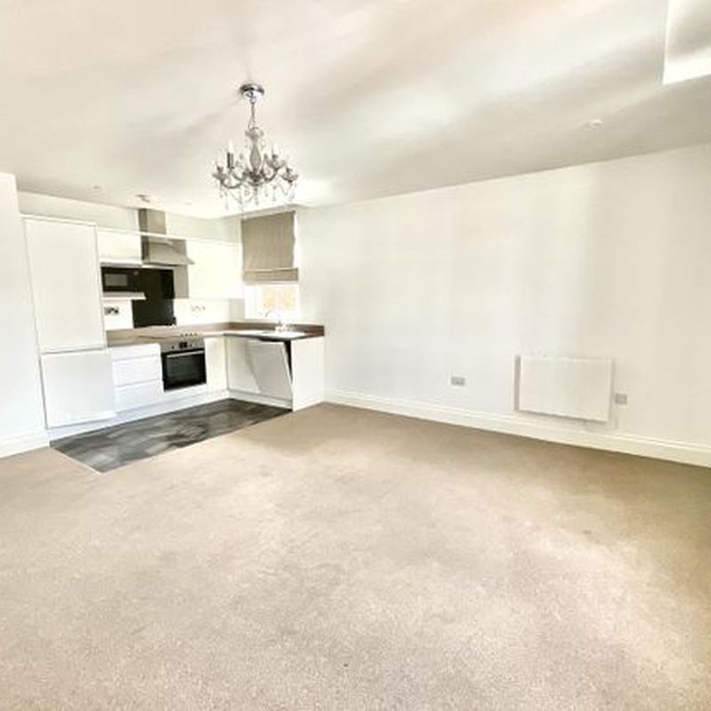 Flat to rent in The Crescent, Scarborough YO11 St Nicholas Cliff