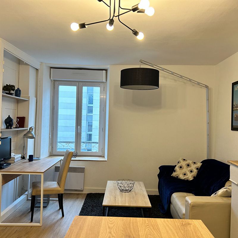 A louer - Appartement T2 meublé - Angers quartier UCO / Madeleine semblancay