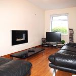 3 bedroom house in Glasgow