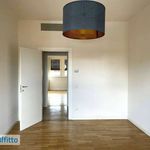 Affitto 4 camera appartamento di 135 m² in Torino