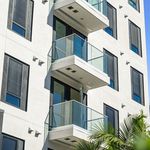 Rent 3 bedroom apartment of 95 m² in Long Beach