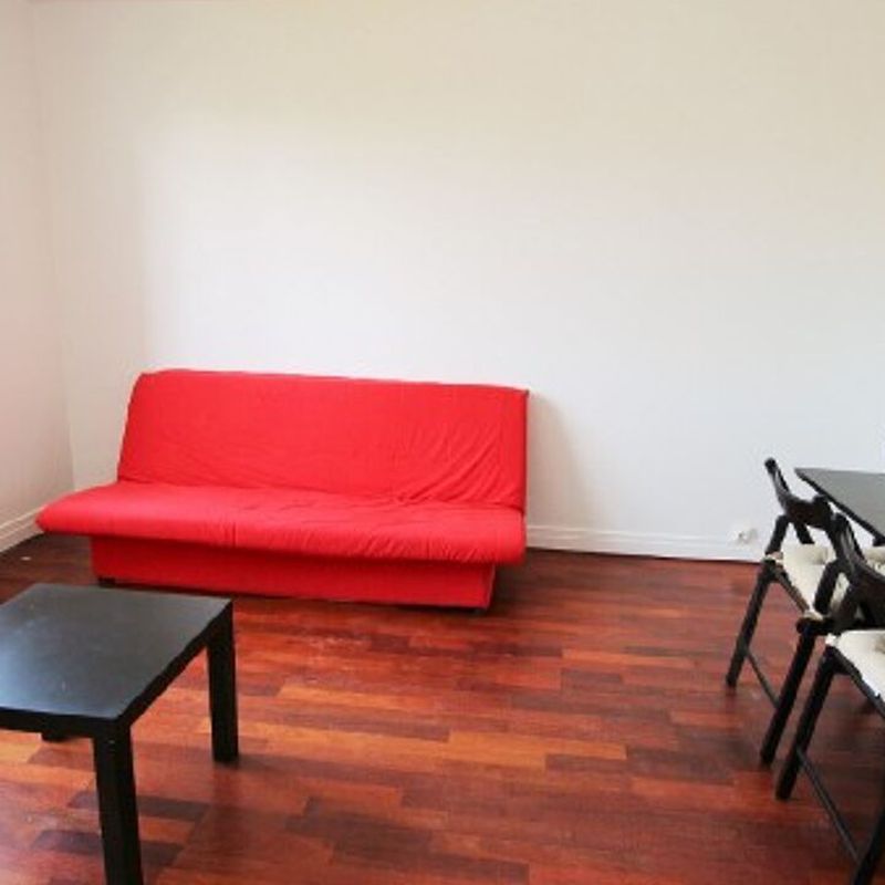 Location appartement 1 pièce 28 m² Argenteuil (95100)