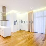 Rent 5 bedroom apartment of 5 m² in Prague