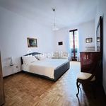 Affitto 4 camera appartamento di 140 m² in Venezia
