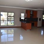 Rent 3 bedroom house of 198 m² in Gauteng