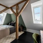 Miete 6 Schlafzimmer wohnung in Stuttgart