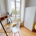 Rent a room of 108 m² in Lyon