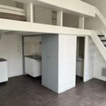 Rent 1 bedroom apartment of 30 m² in Bordeaux