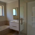 Rent 4 bedroom house in Taranaki