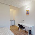 Rent 3 bedroom apartment of 18 m² in Lambersart