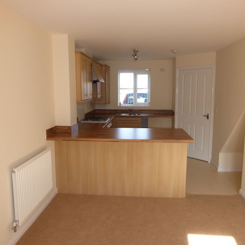 2 bed Mid Terraced House to Let Church Aston