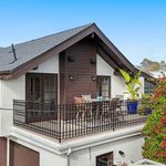 Rent 3 bedroom apartment of 102 m² in Laguna Beach